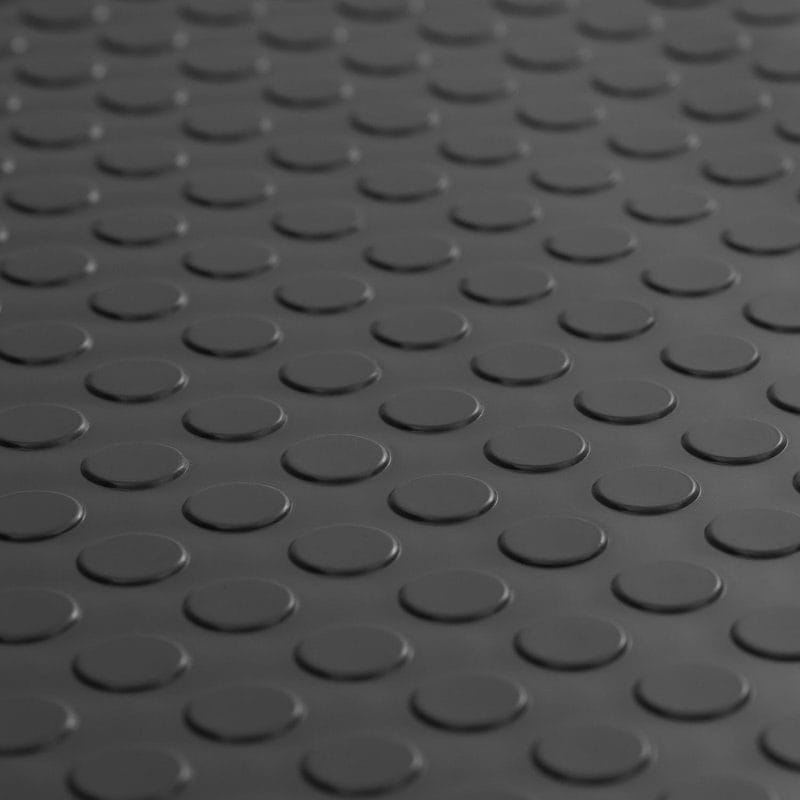 Črna nedrseča gumijasta podloga 3 mm za pasjo kletko z okroglimi čepki